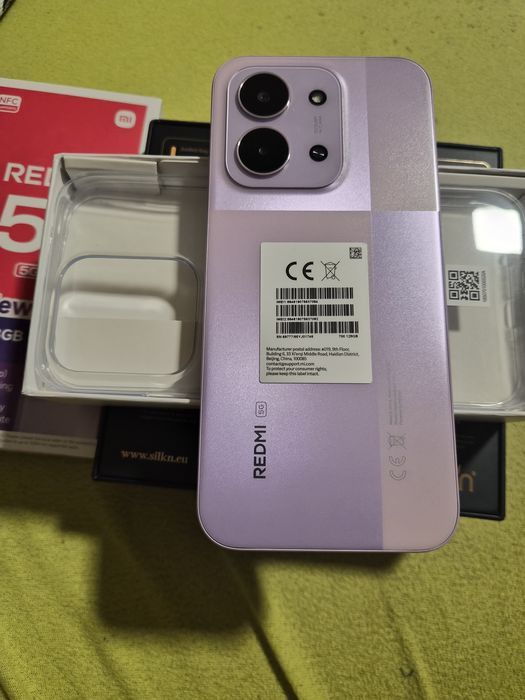 НОВ Xiaomi Redmi 15C 5G – 8GB/128GB, и оригинален калъф, dusk Purple