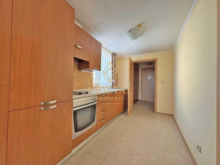 Продава се Двустаен апартамент в Поморие - 75 кв.м за 378 €/кв.м - Снимка #4