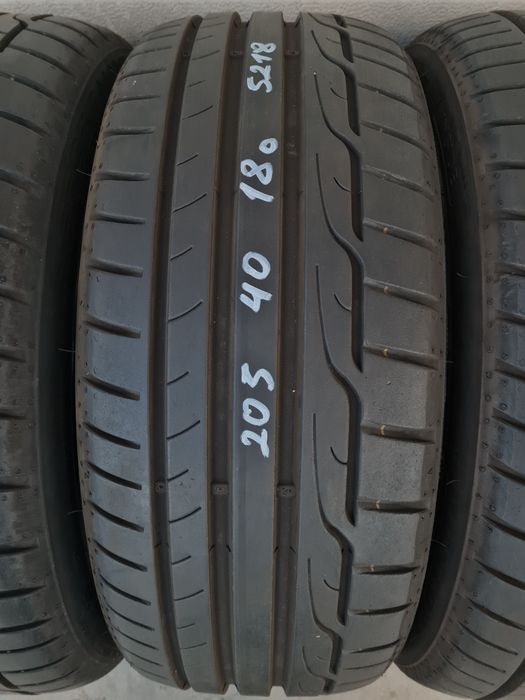 Летни гуми 4 броя DUNLOP SportMaxx RT 205 40 R18 дот 5218