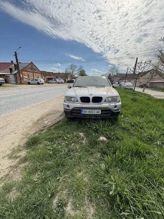 Vând bmw x5 Mai multe detalii la nr de telefon 0733660222