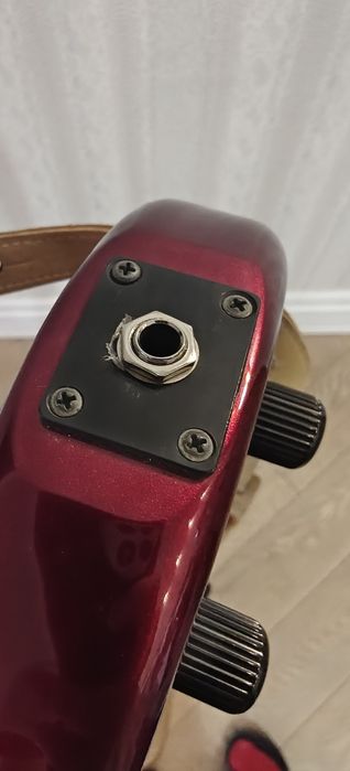 Бас-гитара Yamaha TRBX174 Red Metallic