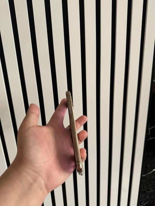 Продам айфое 11 про