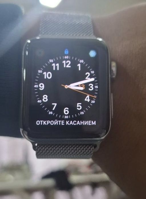 Продам часы Apple whatch 1 chrome limited 42 мм со всеми ремешками в к
