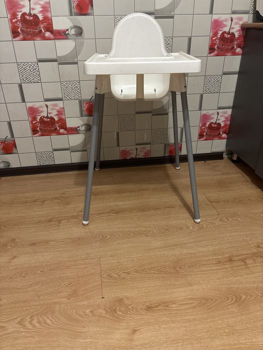 Отдам стульчик икея