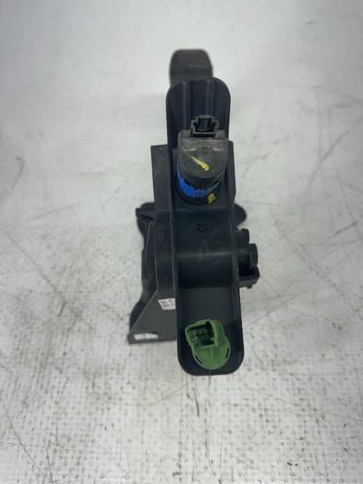 Pedala ambreiaj DACIA LOGAN fab 2013-2019 cod piesa 465037621r