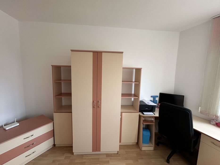 Vand mobilier dormitor copii/adolescenti