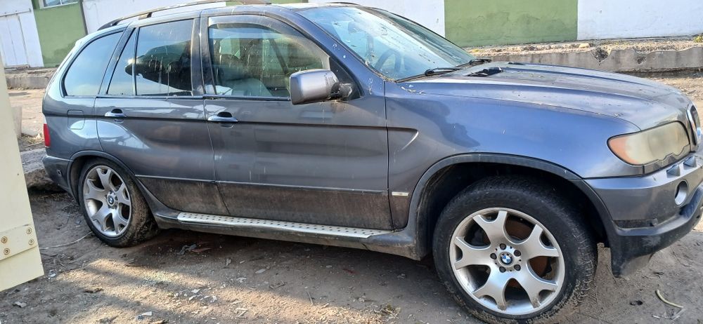 Bmw x5 3.0i  2004