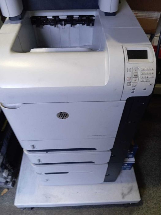 Принтер HP  600   М603 Hewlett-Packard