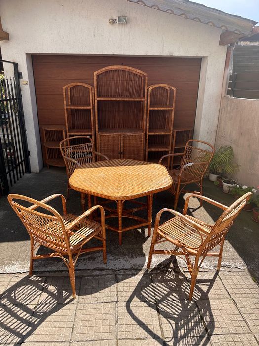 Плетени/ ратанови маса и столове за вила или градина
