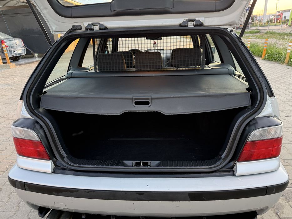 BMW E36  Touring