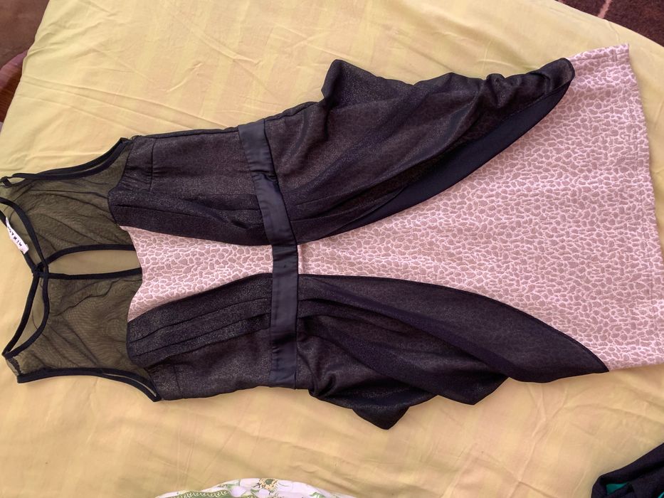 Платья размер s состояние отличное