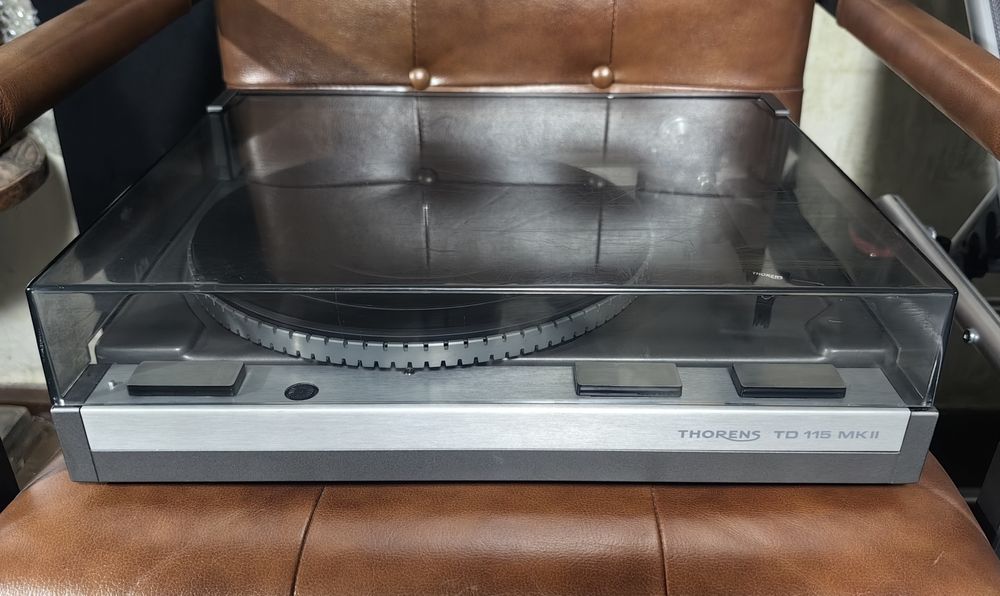Стар грамофон Thorens TD 115