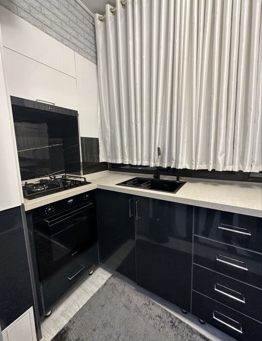 Срочно  Продается  ЖК Абу Даби / Мечет Минор 3- КОМ