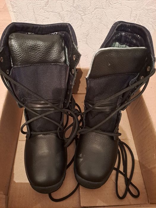 Продам берцы 41 размер