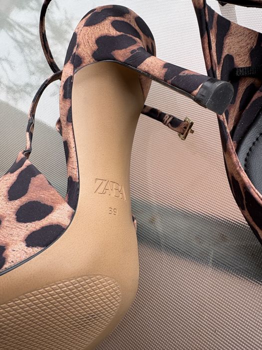 Дамски обувки Zara