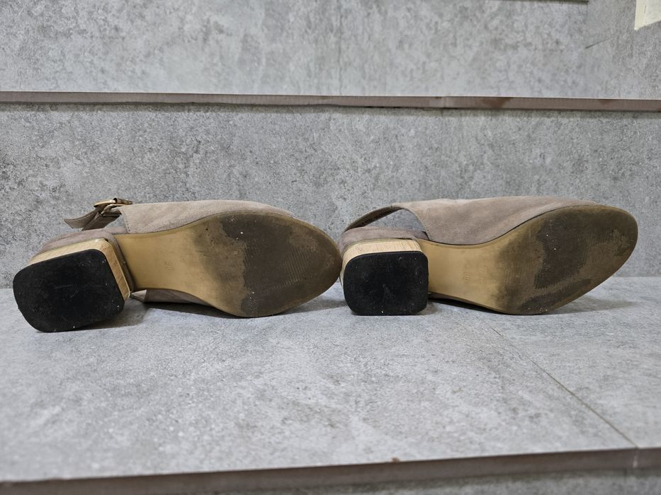 Продам босоножки 35 размер натуральная кожа, замжа