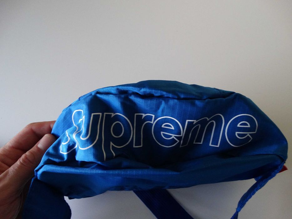 Supreme waist bag чантичка за кръста банан паласка