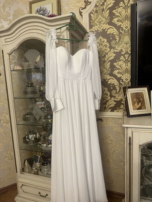 Продам свадебное платье