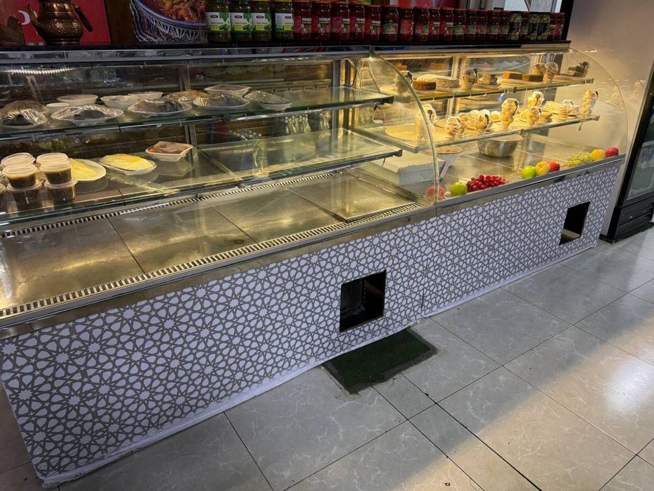 Холодильник витрина