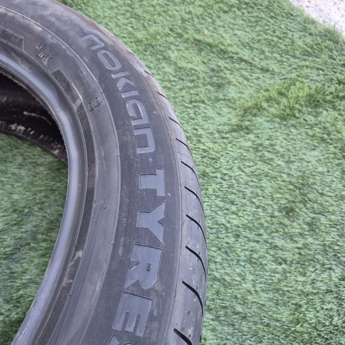 O anvelopă 235 55 19 Nokian Nouă