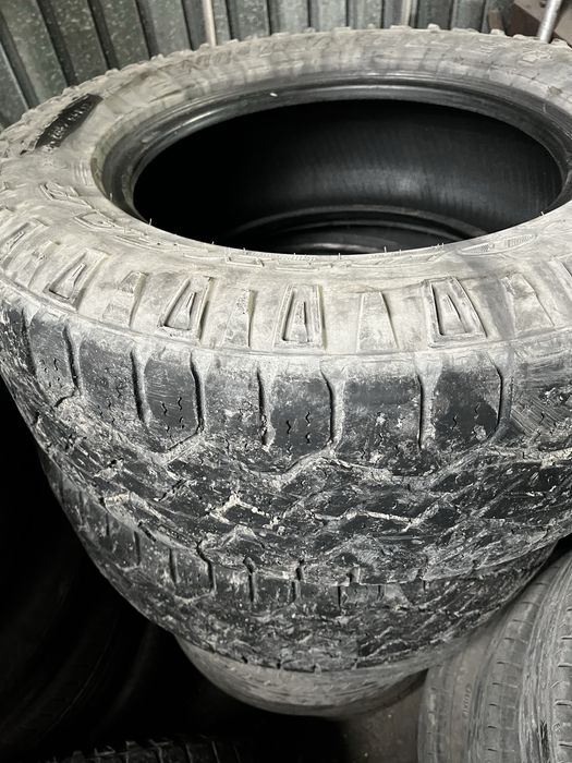 Продам шины на джип 4штуки