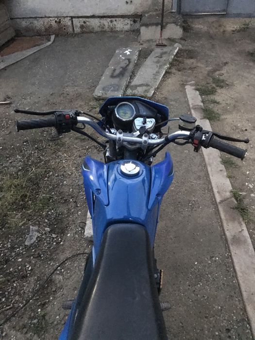 Продам мотоцикл эндуро кроссовый 250!