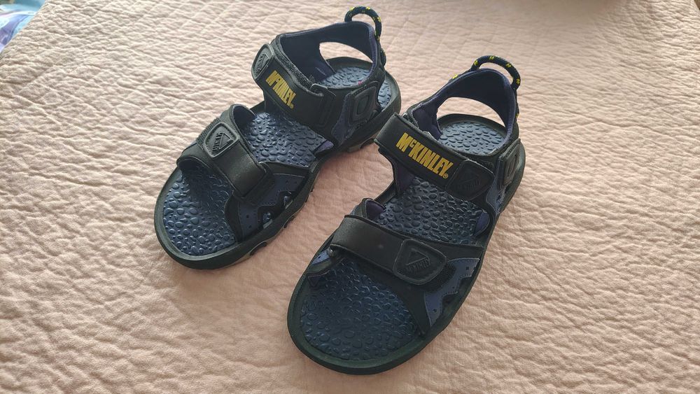 Sandale McKinley marime 37