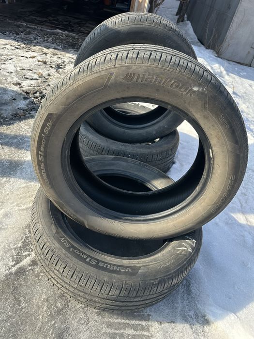 Продам комплект летних шин