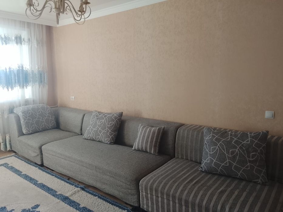 4 метровый диван для зала