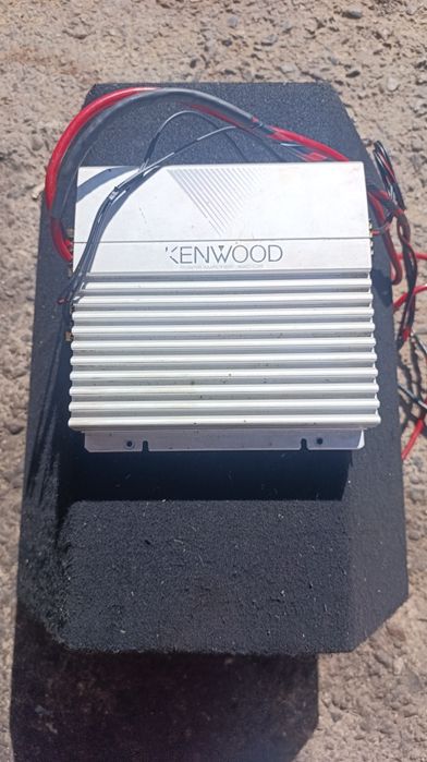 Бас каса с усилвател