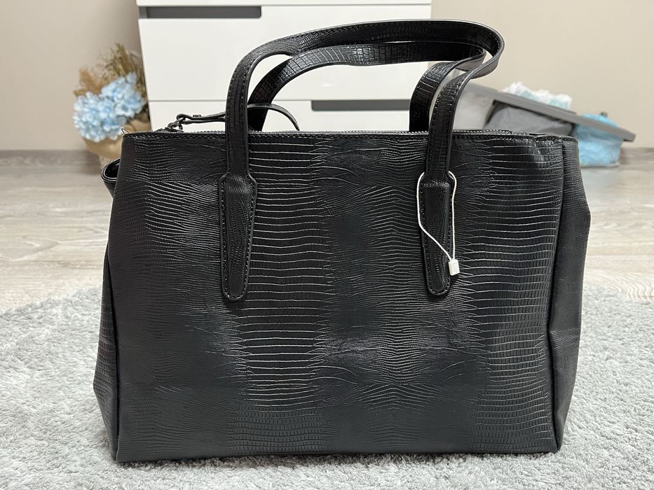 Дамска чанта