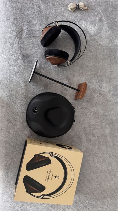 Meze 99 Classics Silver Full box