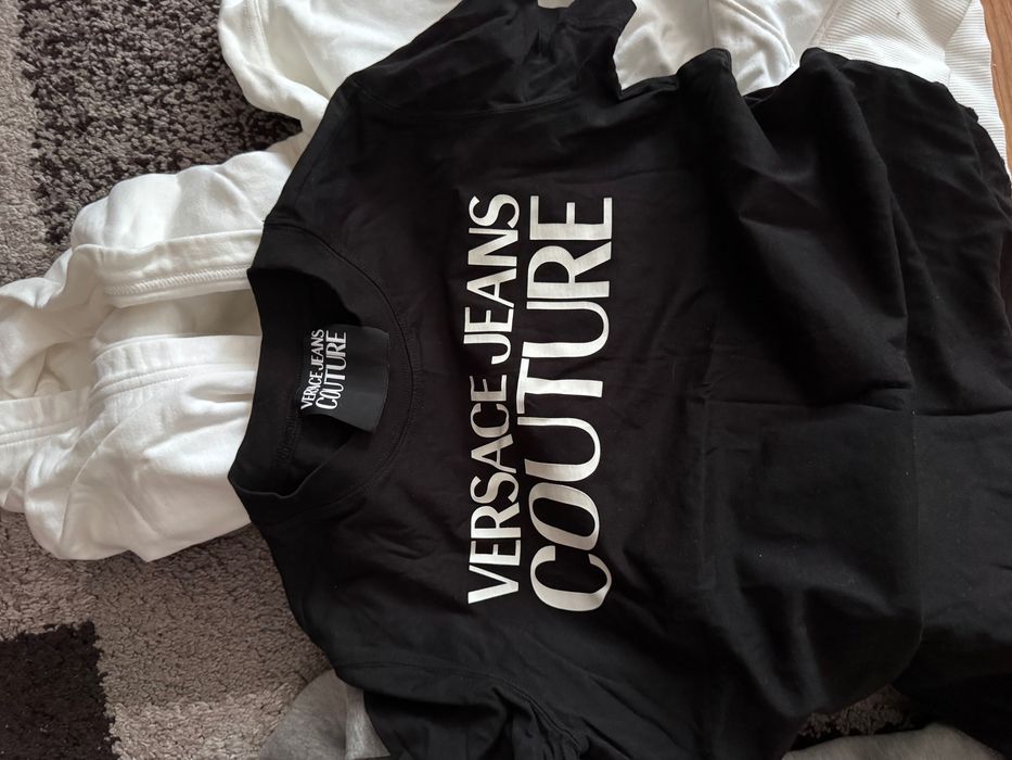 Calvin klein hanorac / tricou versace