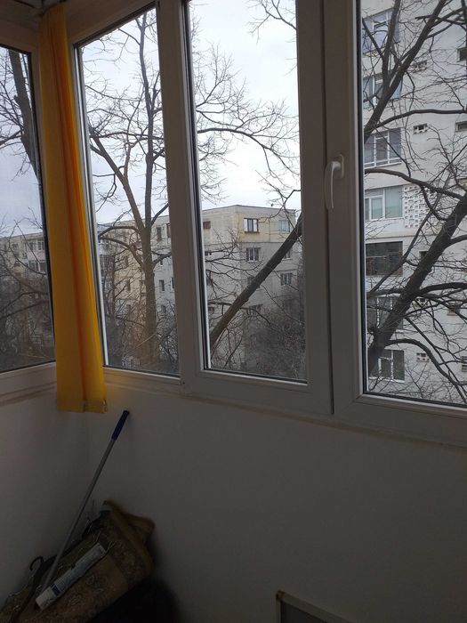 Pers. fizica inchiriez apartament 2 camere semidecomandat in Pod Ros