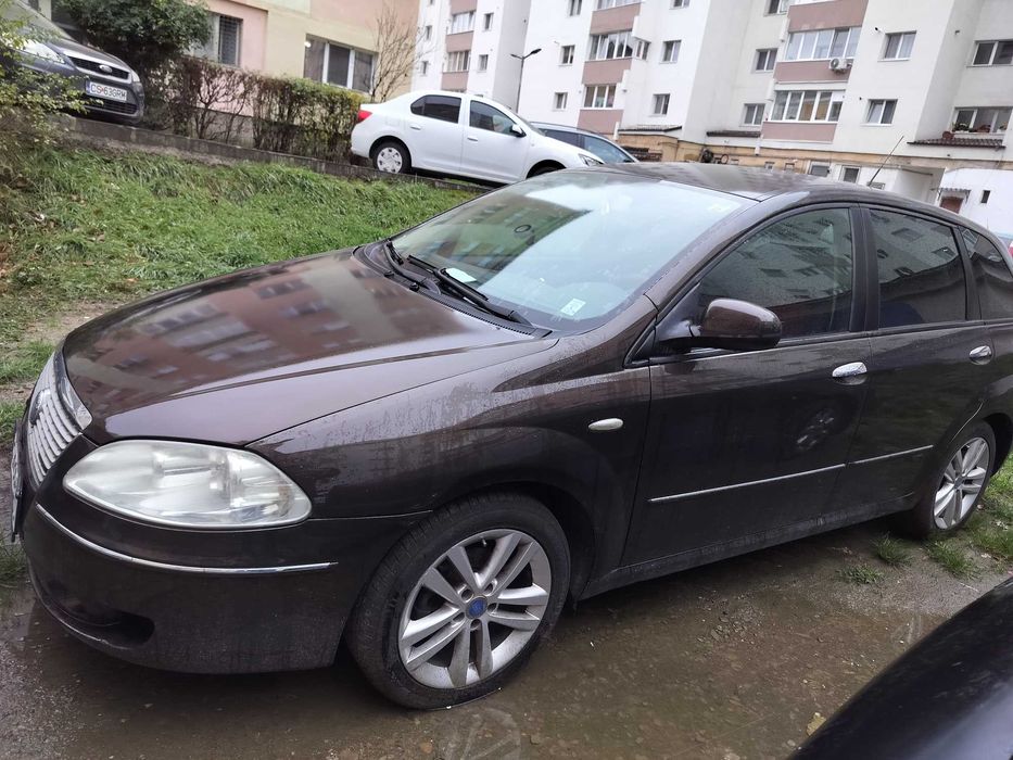 Vand  mașină Fiat Croma