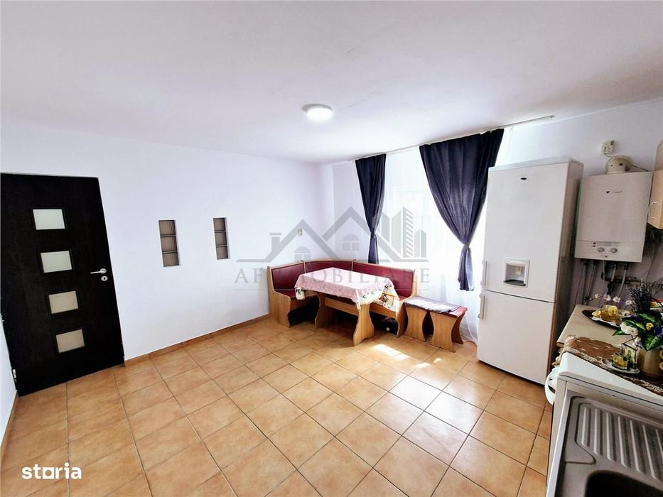 Casa de vanzare in Mirolava-Vorovesti