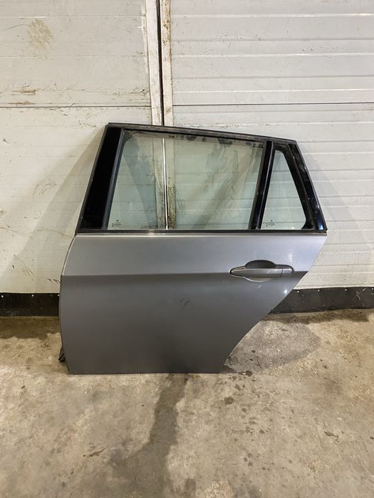 Врата Бмв 3серия е91 (vrati bmw 3series e91)