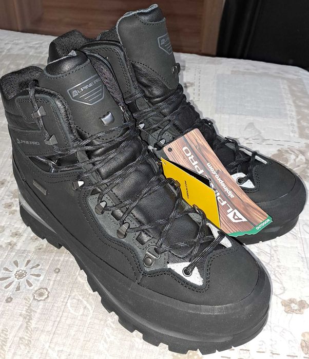 Туристически обувки ALPINEPRO