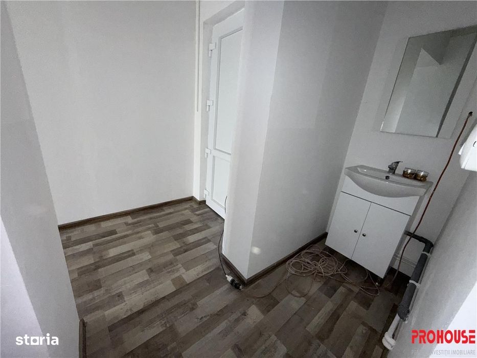 Adjud - spatiu comercial renovat complet