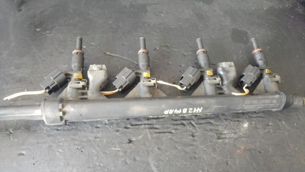 Rampa cu injectoare 1.4 b mini one r56 clubman r55 v752817680-07 v757564680-02