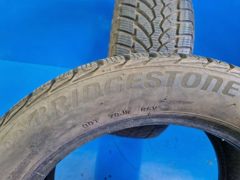 2 Bridgestone R17 225/50
зимни гуми DOT3318
