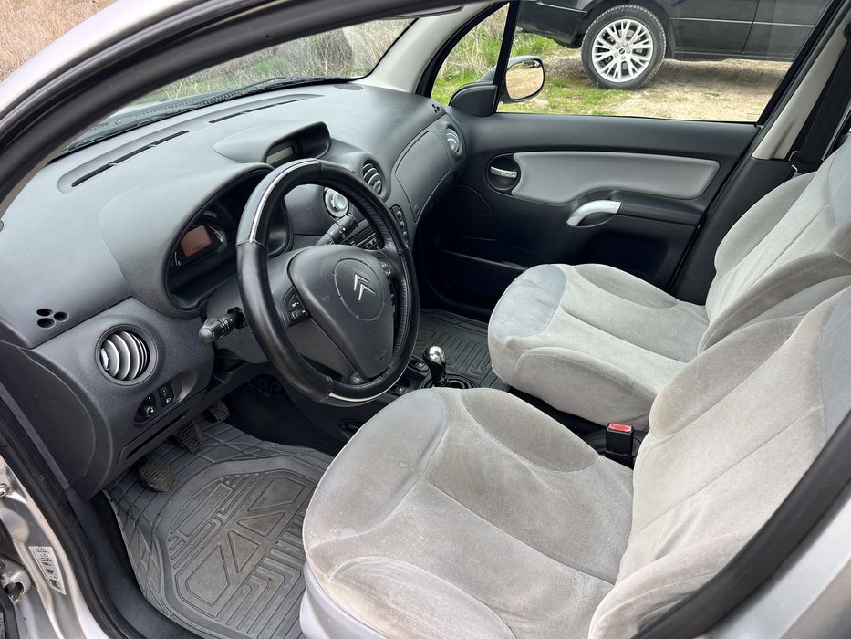 Продавам Citroen C3