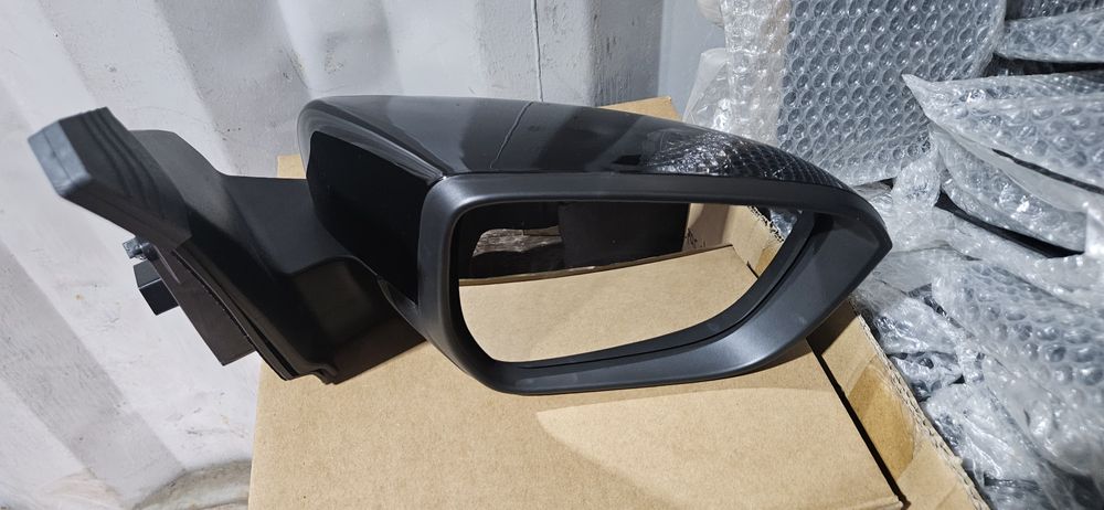 Зеркало всборе шевроле оникс