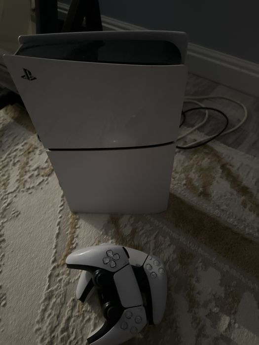 Пс 5 слим нов