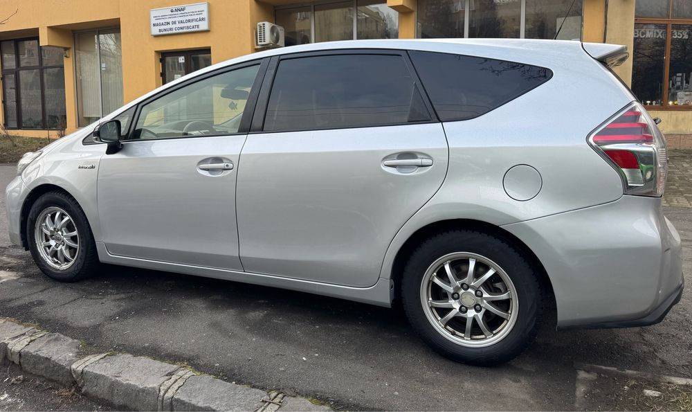 Toyota Prius Plus - 7 locuri