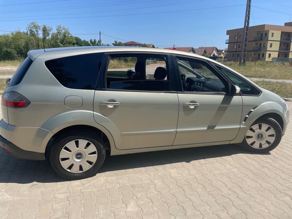 De vanzare Ford s max