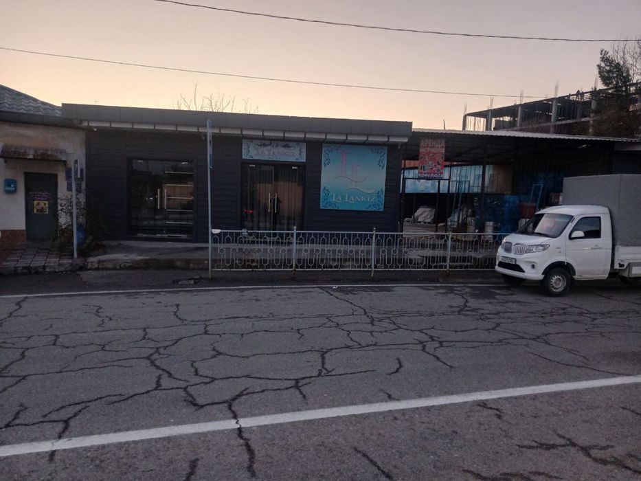 Сдается в аренду строительный товарный магазин