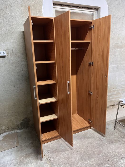 Dulap garderobă NOU făcut la comandă, închidere soft