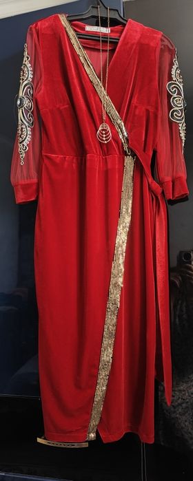 Продам платье 46-48 размер