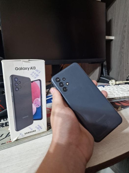 Смартфон Samsung Galaxy A13 64Gb